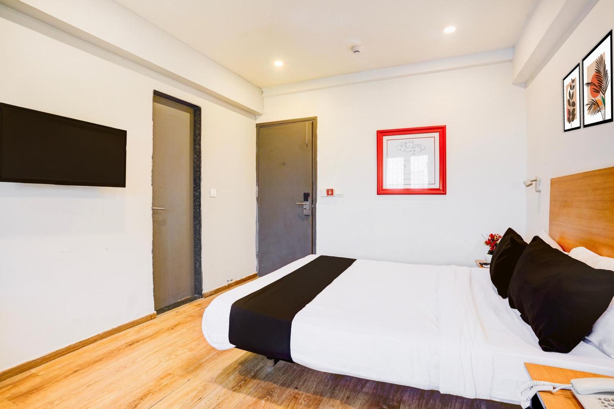 فندق Super Townhouse Khar The Unicontinental مومباي المظهر الخارجي الصورة