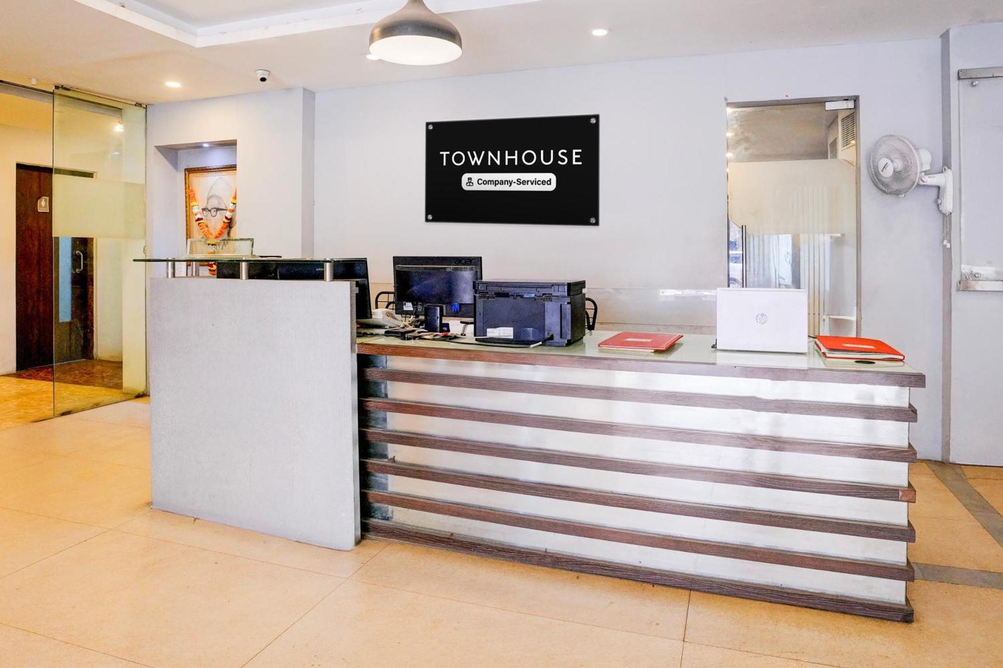 فندق Super Townhouse Khar The Unicontinental مومباي المظهر الخارجي الصورة